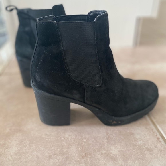 Floyd Suede Ankle Booties - Size 36 - Picture 3 of 5
